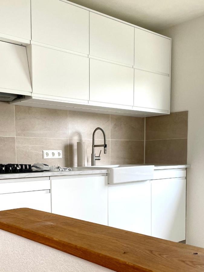 A14 Three Bed Apartment City Center Хайденхайм-ан-дер-Бренц Экстерьер фото